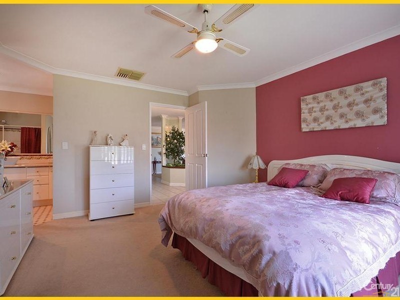 34 Rothesay Heights, Mindarie WA 6030