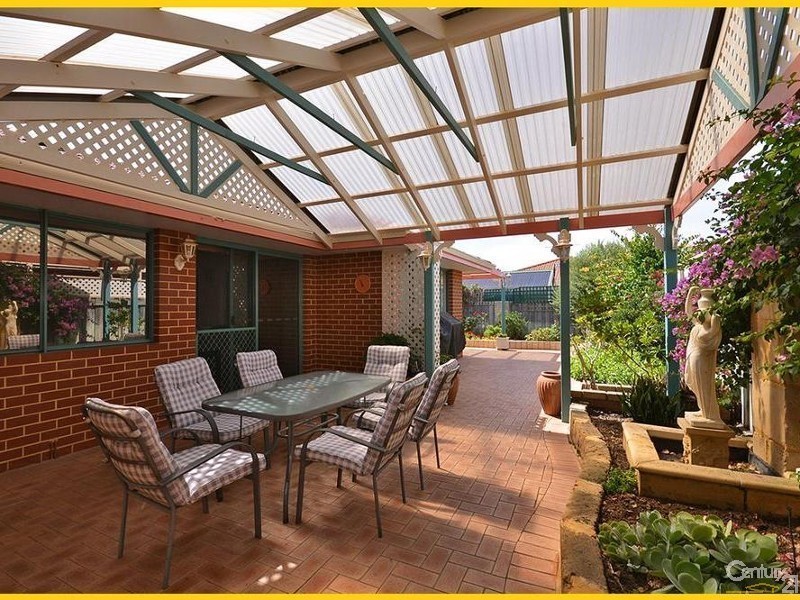 34 Rothesay Heights, Mindarie WA 6030