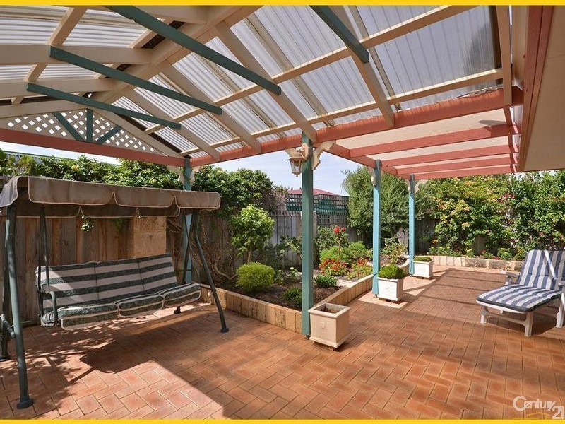 34 Rothesay Heights, Mindarie WA 6030