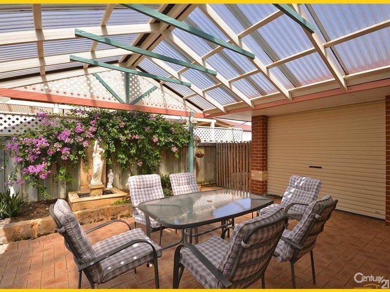 34 Rothesay Heights, Mindarie WA 6030
