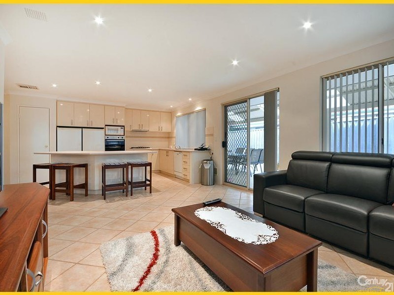 7 Carrick Way, Kinross WA 6028