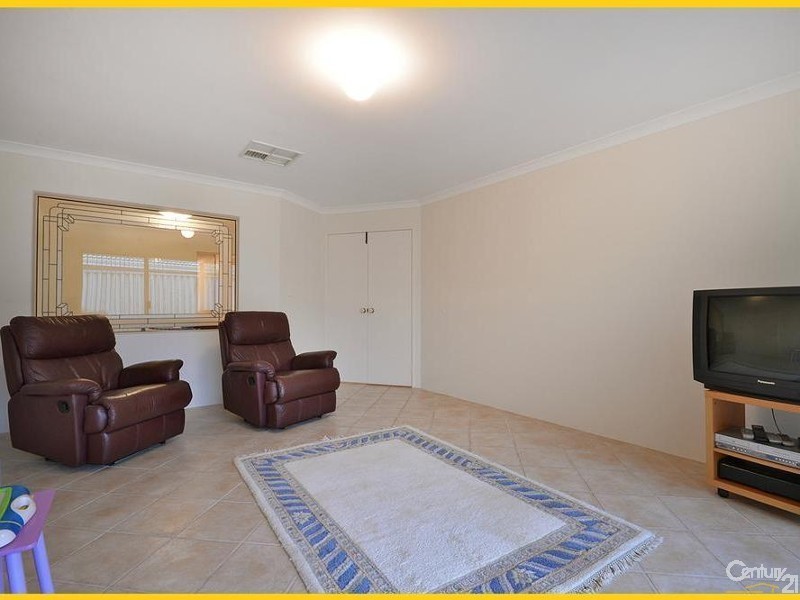 7 Carrick Way, Kinross WA 6028