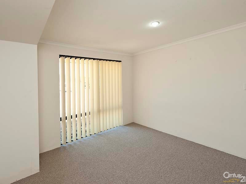 11 Olympus Loop, Merriwa WA 6030