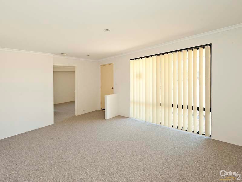 11 Olympus Loop, Merriwa WA 6030