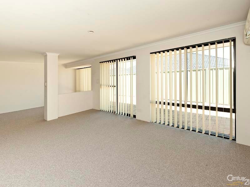 11 Olympus Loop, Merriwa WA 6030