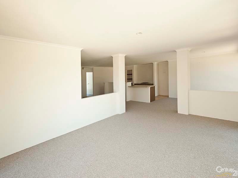 11 Olympus Loop, Merriwa WA 6030