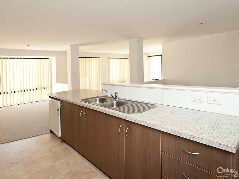 11 Olympus Loop, Merriwa WA 6030