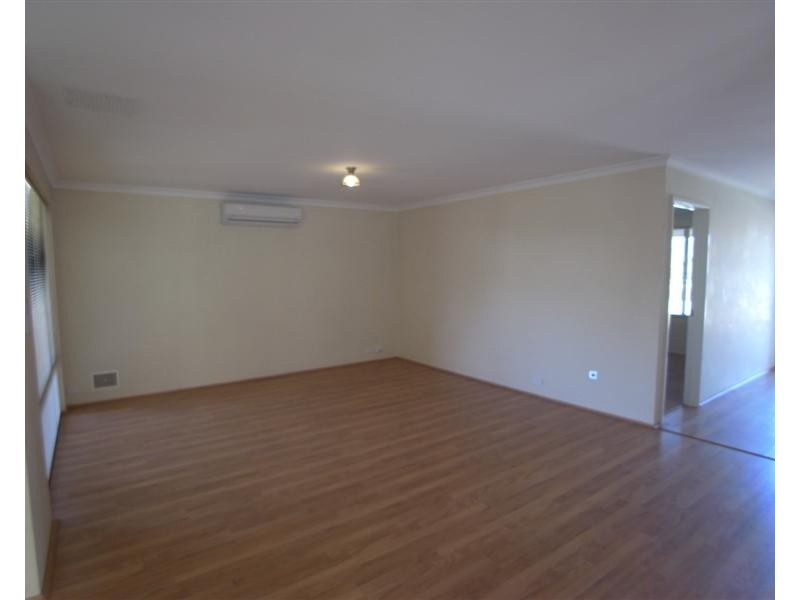 10 Somerly Drive, Clarkson WA 6030