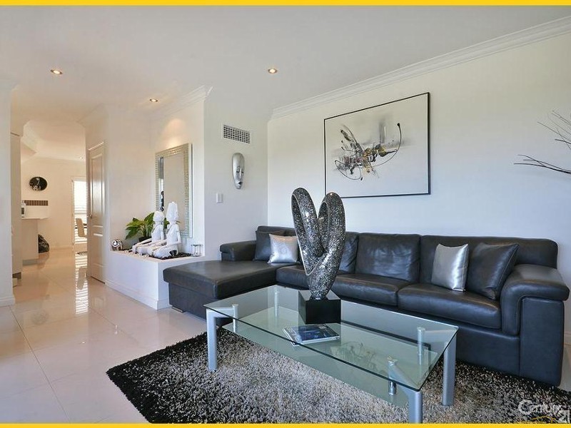 23 Glensanda, Mindarie WA 6030