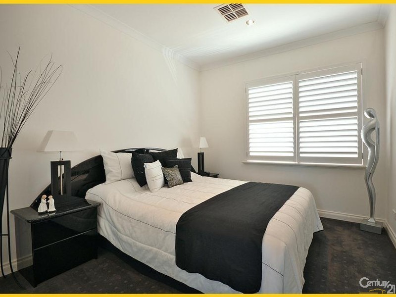 23 Glensanda, Mindarie WA 6030