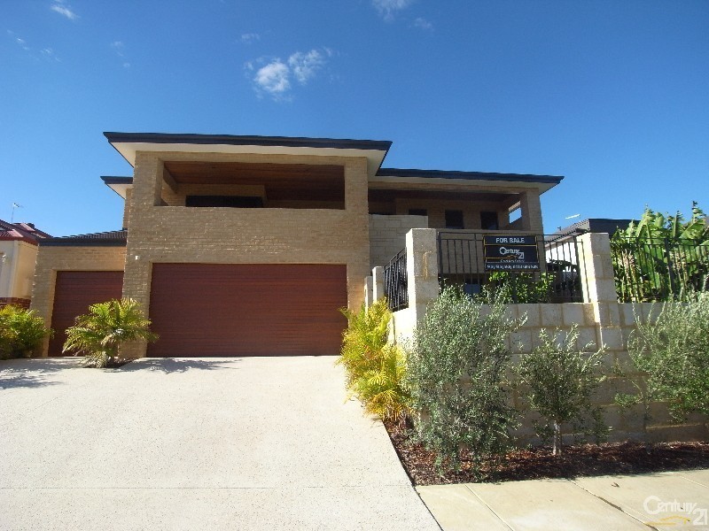 7 Lighthouse Pde, Mindarie WA 6030