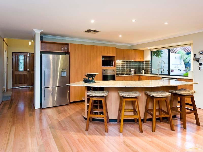 23 Camira Way, Quinns Rocks WA 6030