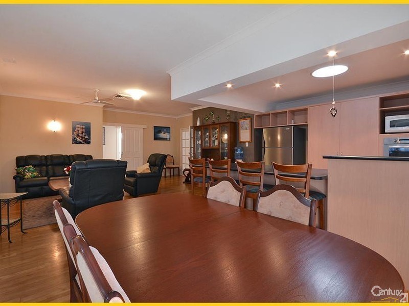 20 Bantry Bend, Mindarie WA 6030