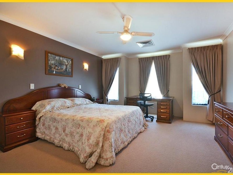 20 Bantry Bend, Mindarie WA 6030