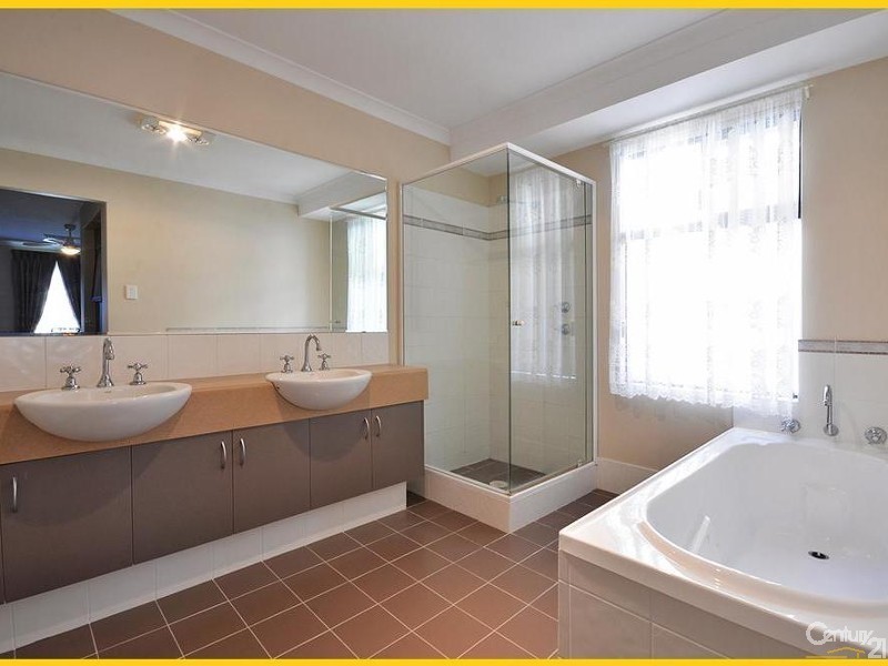 20 Bantry Bend, Mindarie WA 6030