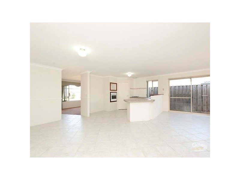 12 Mulgrave Loop, Mindarie WA 6030