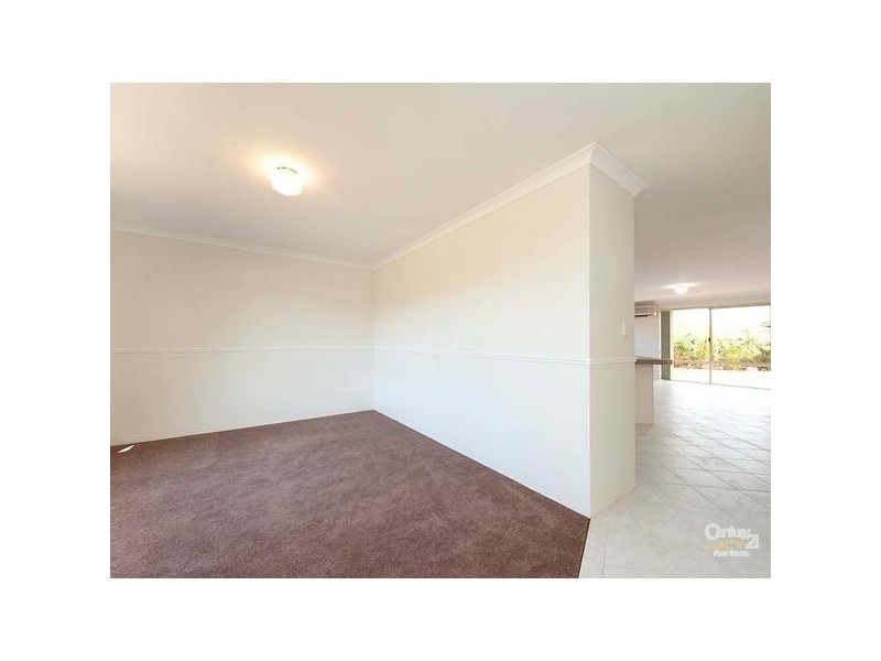 12 Mulgrave Loop, Mindarie WA 6030