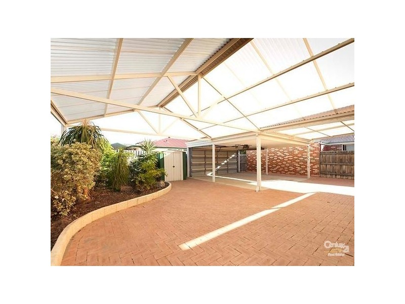 12 Mulgrave Loop, Mindarie WA 6030