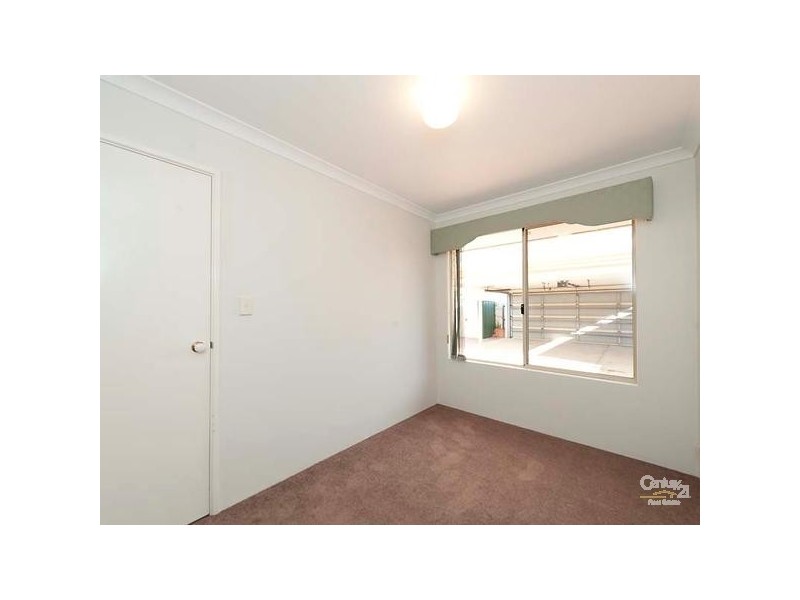 12 Mulgrave Loop, Mindarie WA 6030