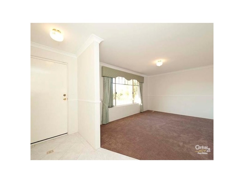 12 Mulgrave Loop, Mindarie WA 6030