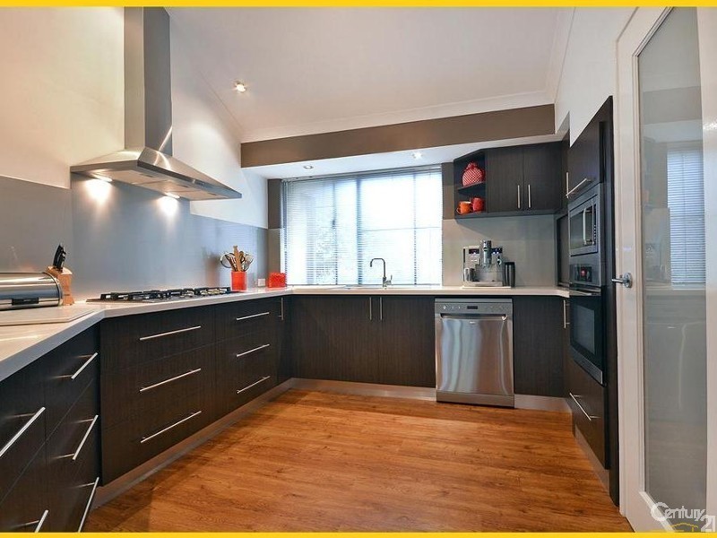 7 Tees Court, Mindarie WA 6030