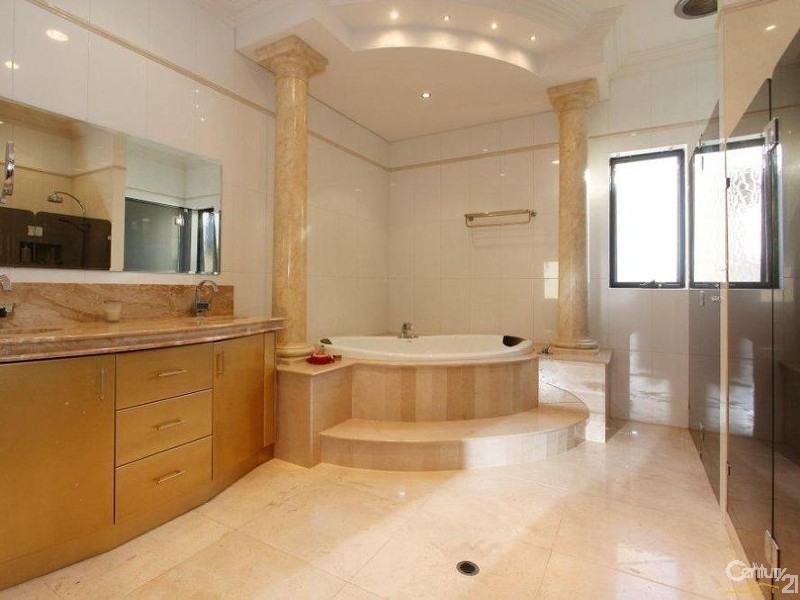 8 Kings Lynn Rise, Mindarie WA 6030