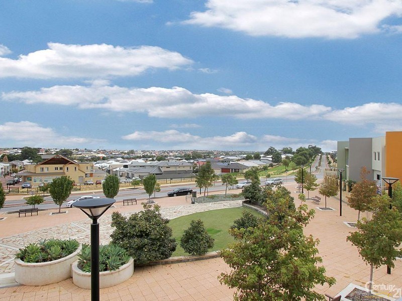 16/10 Pavonia Link, Clarkson WA 6030