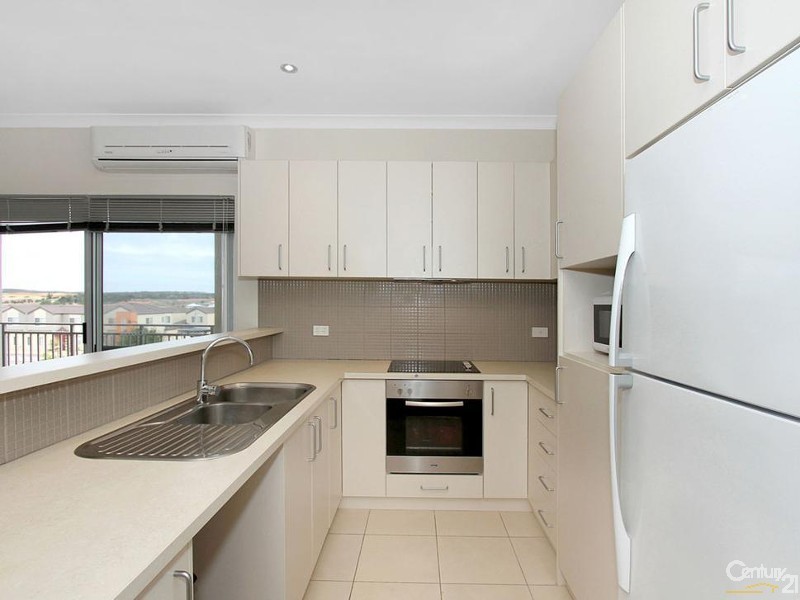 16/10 Pavonia Link, Clarkson WA 6030