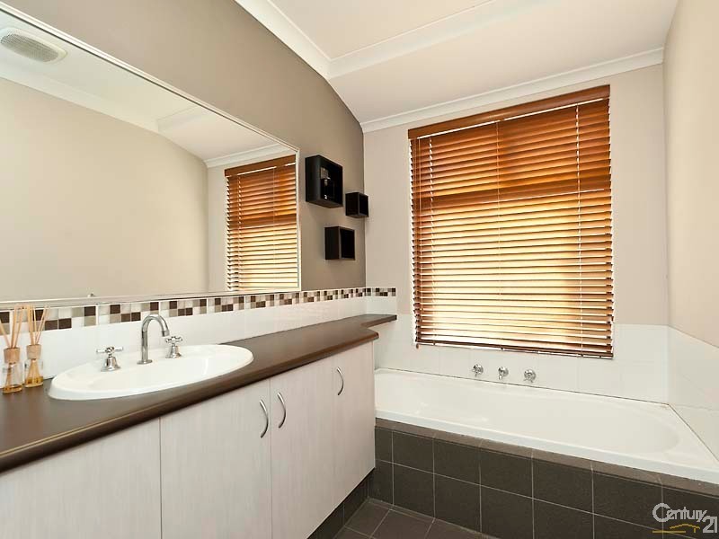 120 Ocean Keys Blvd, Clarkson WA 6030