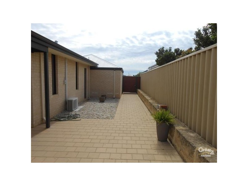 6 Redington  Drive, Butler WA 6036