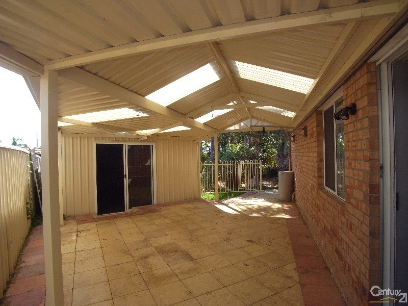 8 Steen Court, Clarkson WA 6030