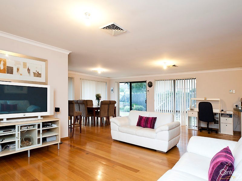 67 Dalvik Avenue, Merriwa WA 6030