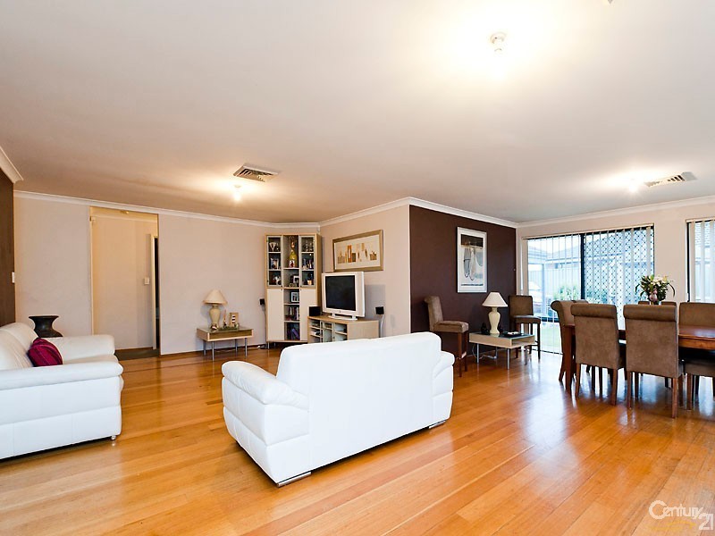 67 Dalvik Avenue, Merriwa WA 6030