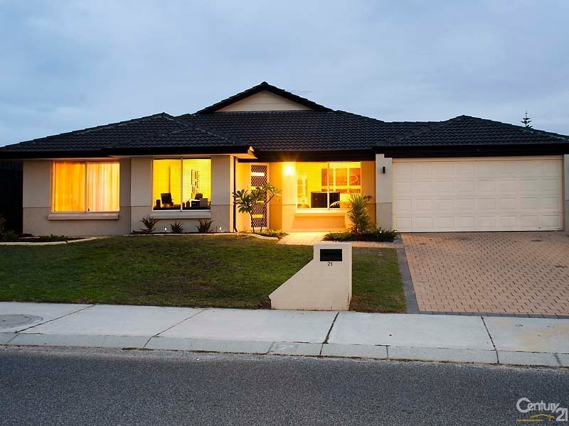 21 Mintaro Parade, Quinns Rocks WA 6030