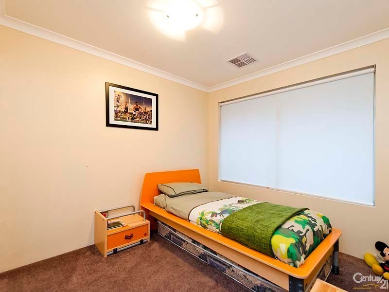 21 Mintaro Parade, Quinns Rocks WA 6030