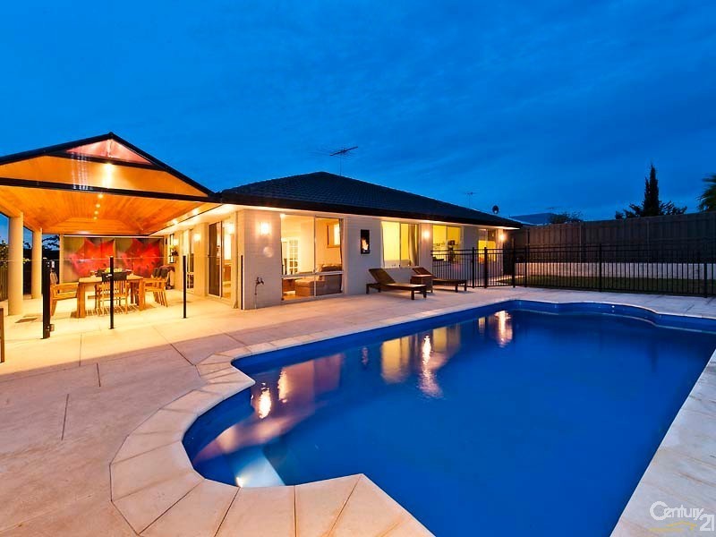 21 Mintaro Parade, Quinns Rocks WA 6030