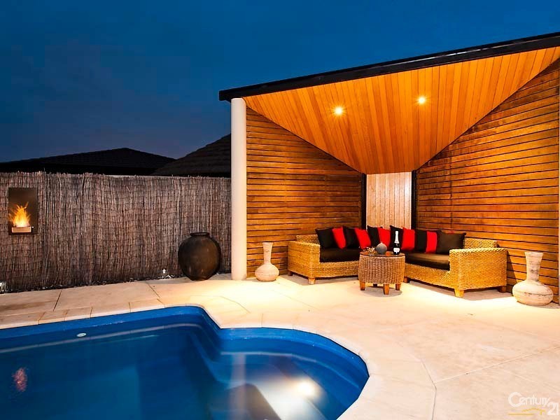 21 Mintaro Parade, Quinns Rocks WA 6030