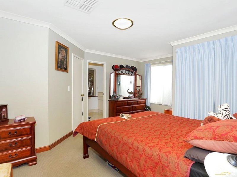 2 Redbank Rise, Clarkson WA 6030