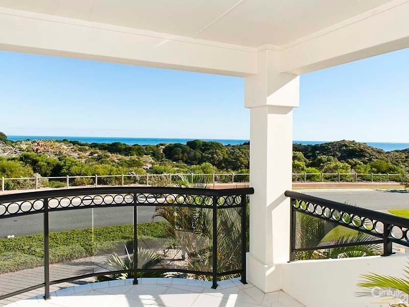 23 Long Beach Promenade, Mindarie WA 6030