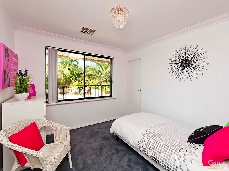 23 Long Beach Promenade, Mindarie WA 6030