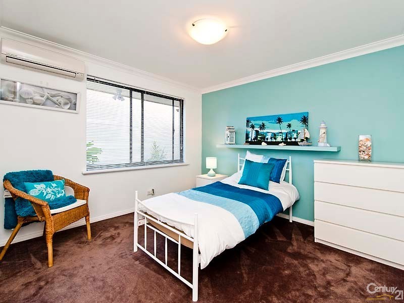 23 Long Beach Promenade, Mindarie WA 6030