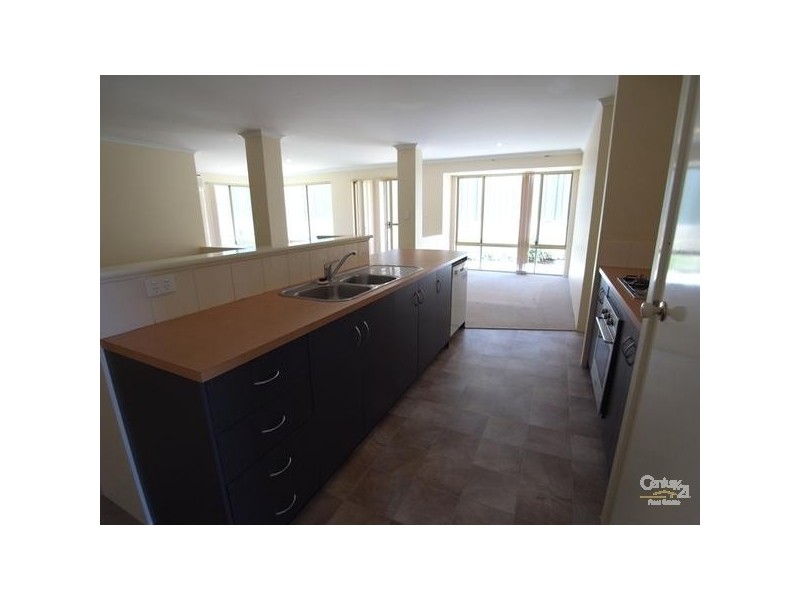 6 Grand Paradiso PDE, Merriwa WA 6030