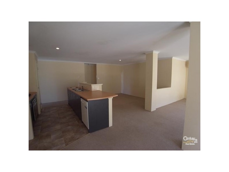6 Grand Paradiso PDE, Merriwa WA 6030