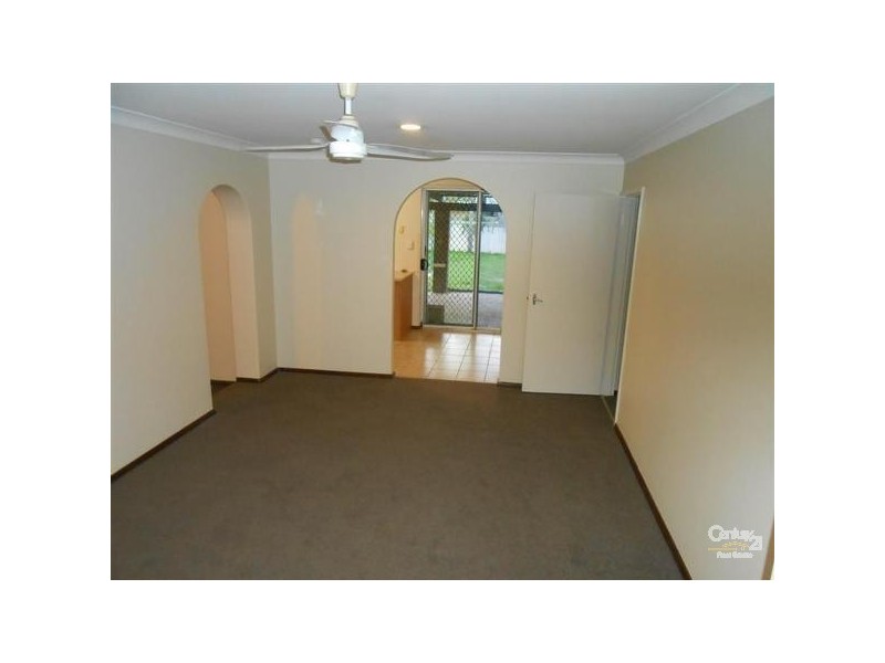 27 Siren Road, Heathridge WA 6027