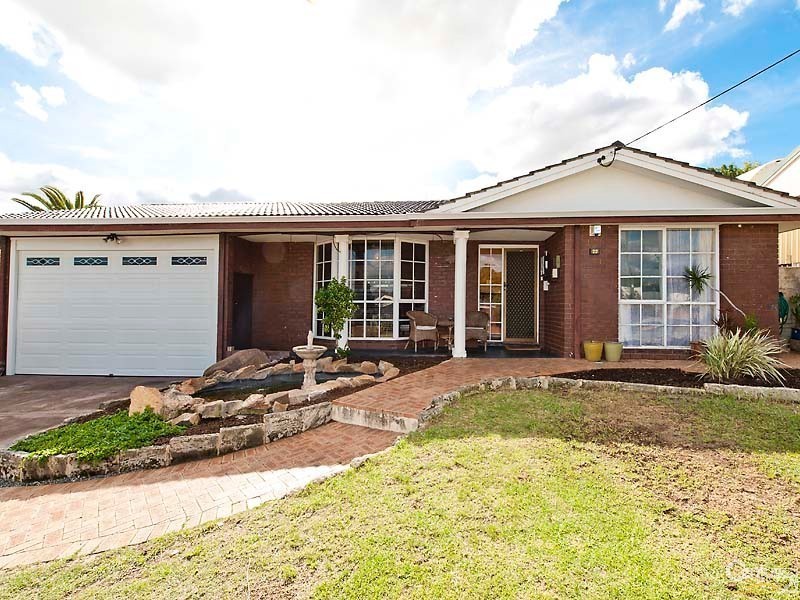 22 Santa Way, Wanneroo WA 6065