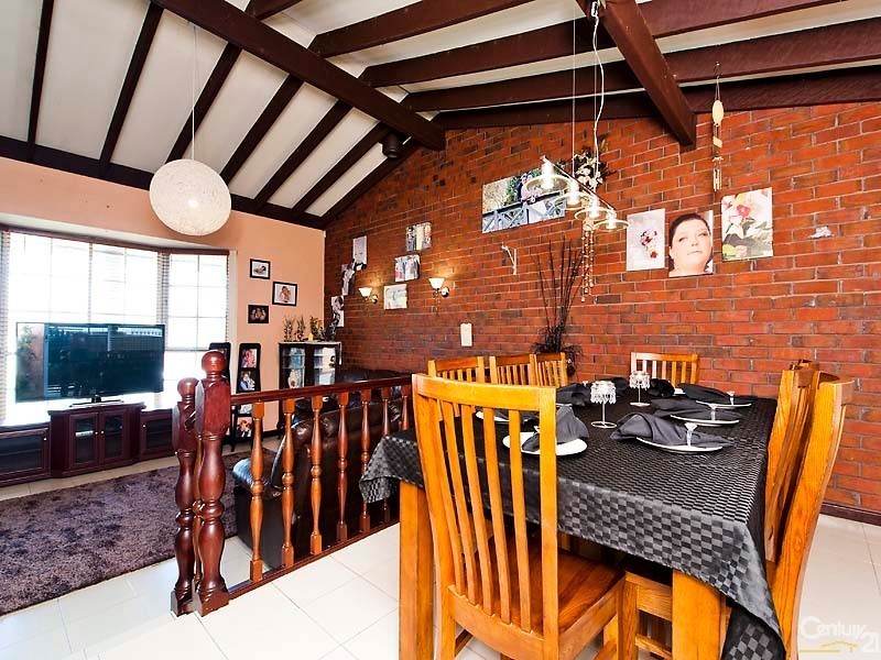 22 Santa Way, Wanneroo WA 6065