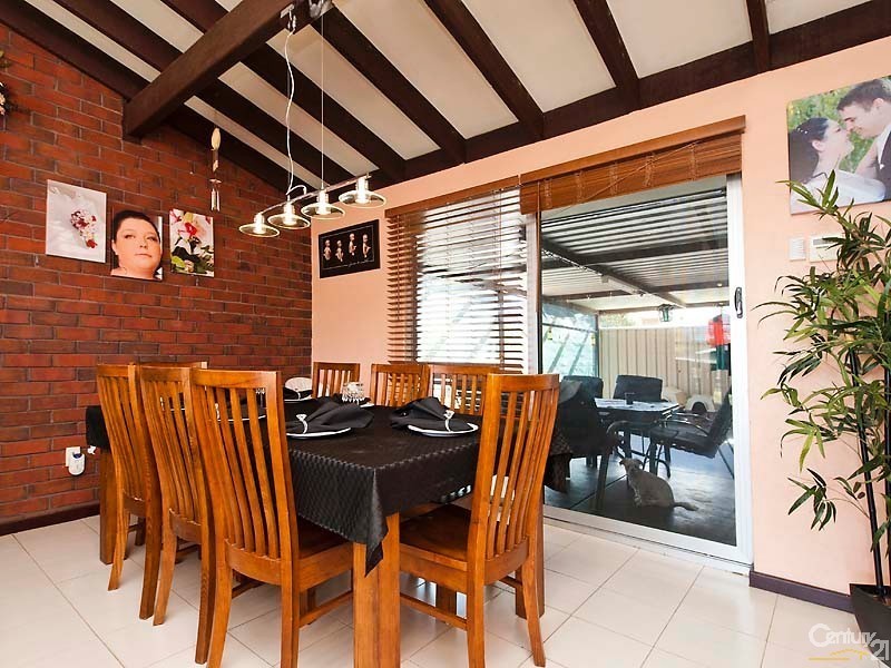 22 Santa Way, Wanneroo WA 6065