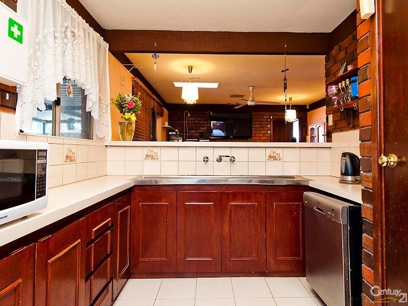 22 Santa Way, Wanneroo WA 6065