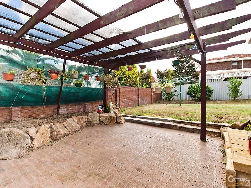 22 Santa Way, Wanneroo WA 6065