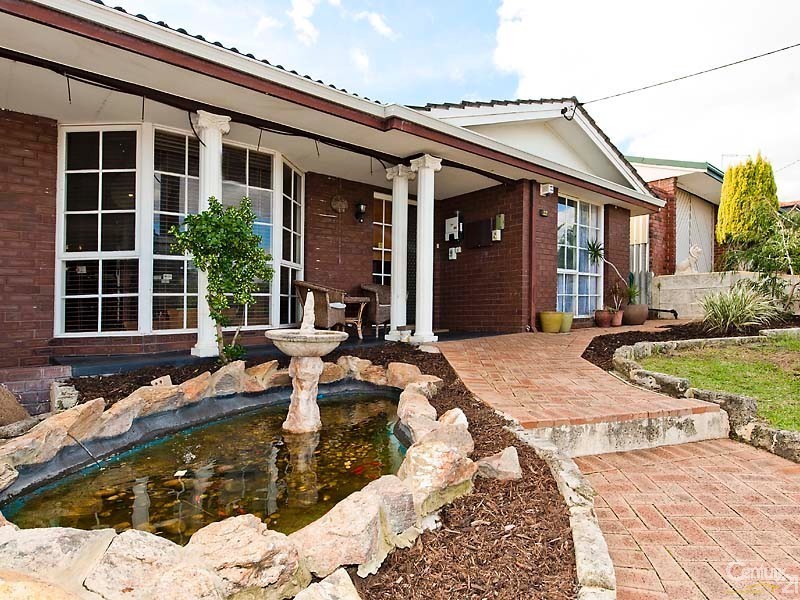 22 Santa Way, Wanneroo WA 6065